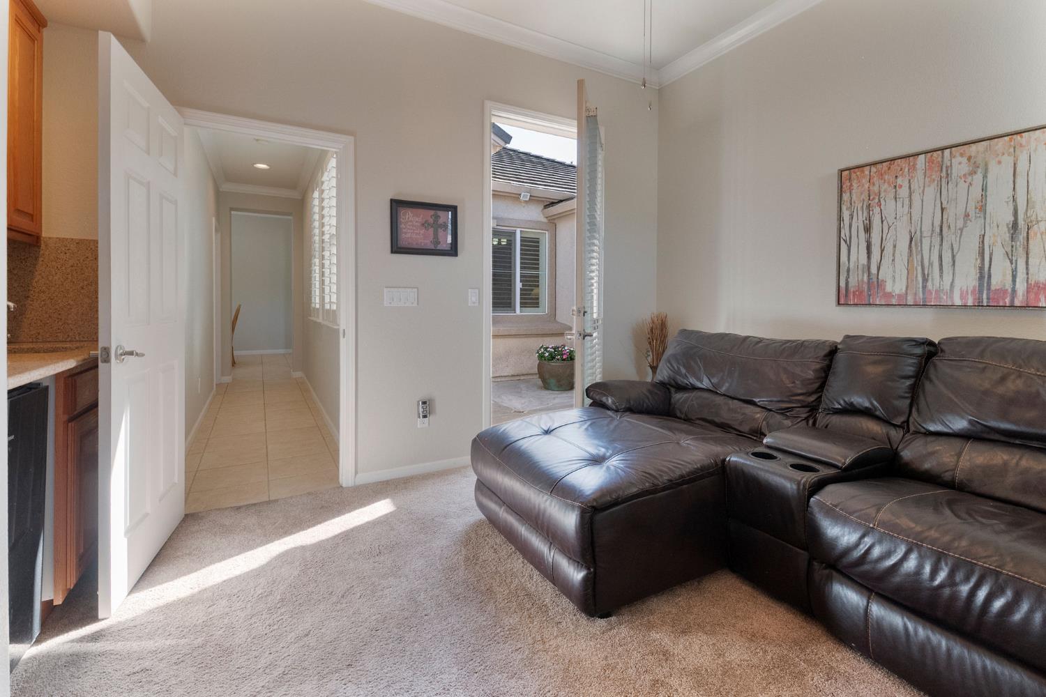 190 Kentucky Ct, Manteca, CA 95337