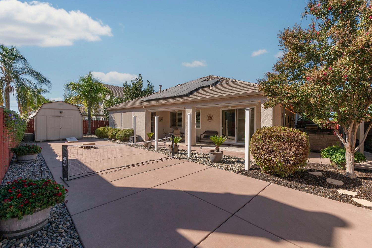190 Kentucky Ct, Manteca, CA 95337