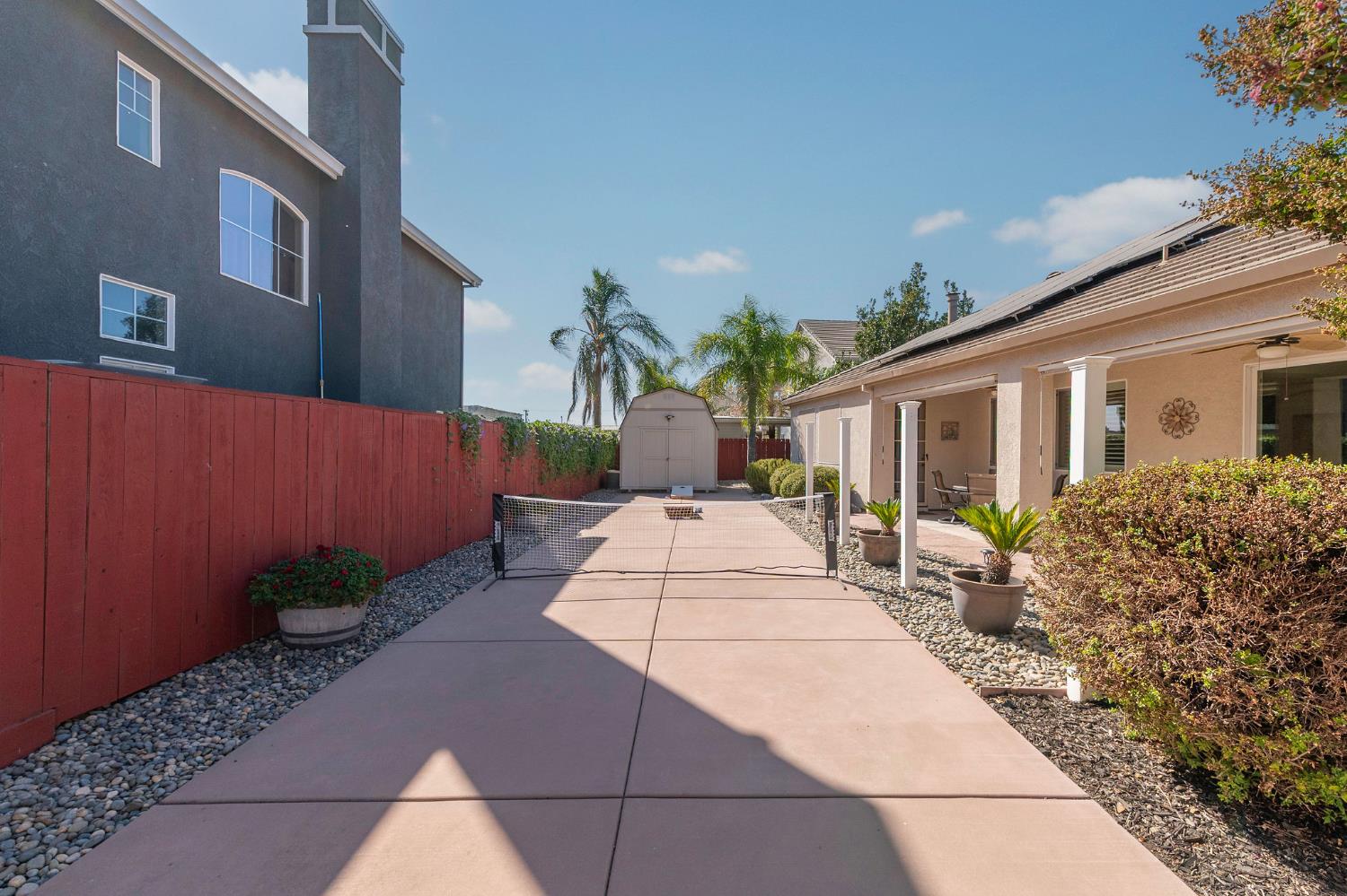 190 Kentucky Ct, Manteca, CA 95337