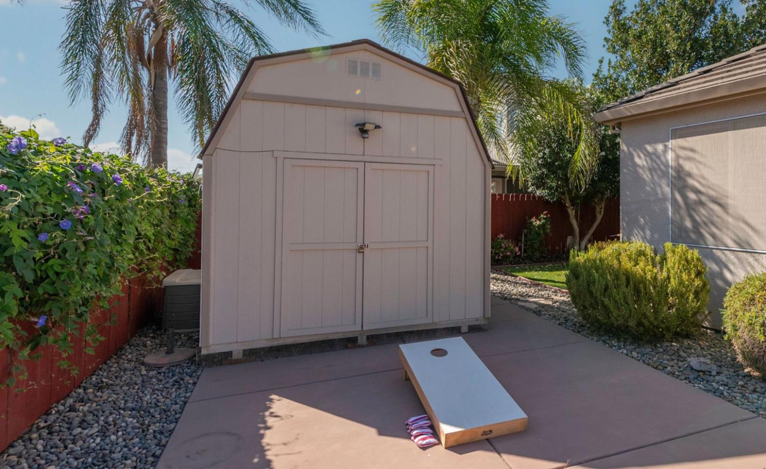 190 Kentucky Ct, Manteca, CA 95337