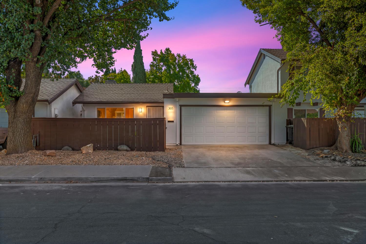 305 Del Prado Ct, Modesto, CA 95354
