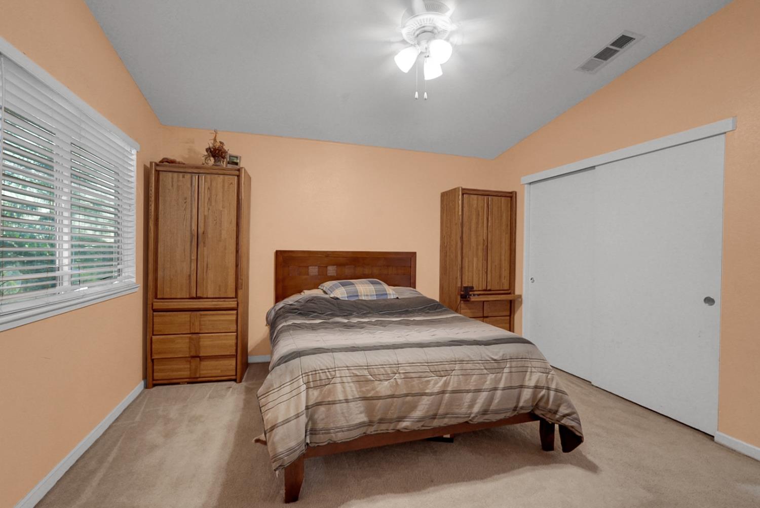 16691 Darlington St, Delhi, CA 95315