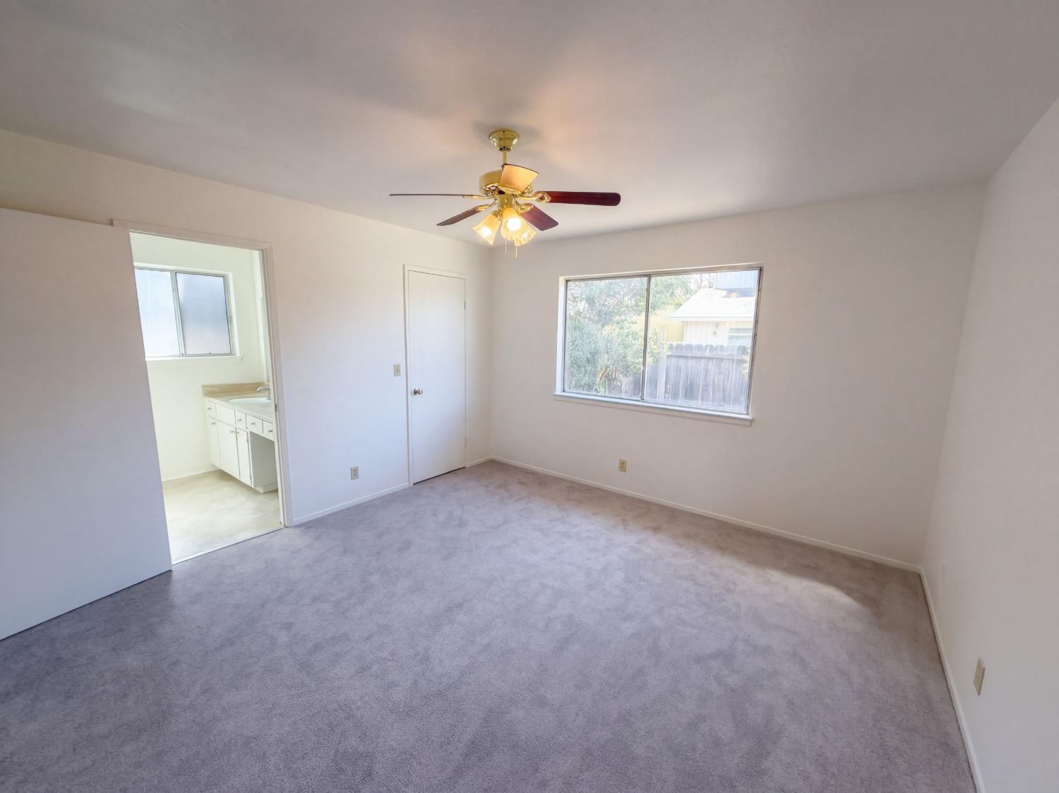 1372 Ruffino Ct, Manteca, CA 95336