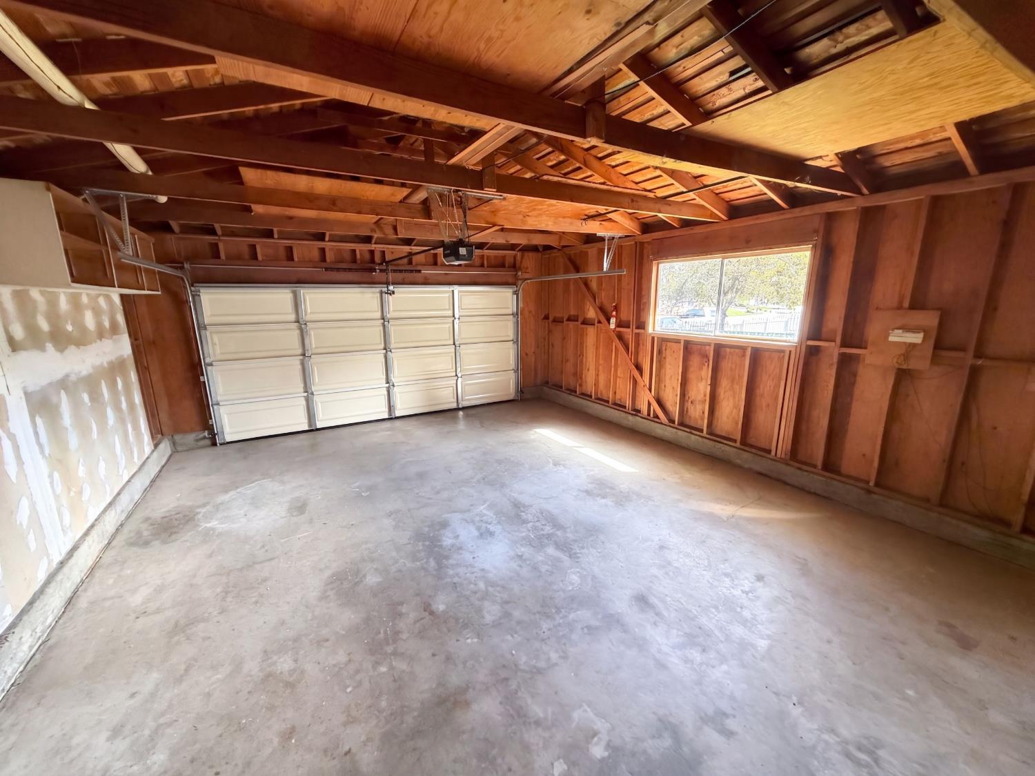 1372 Ruffino Ct, Manteca, CA 95336