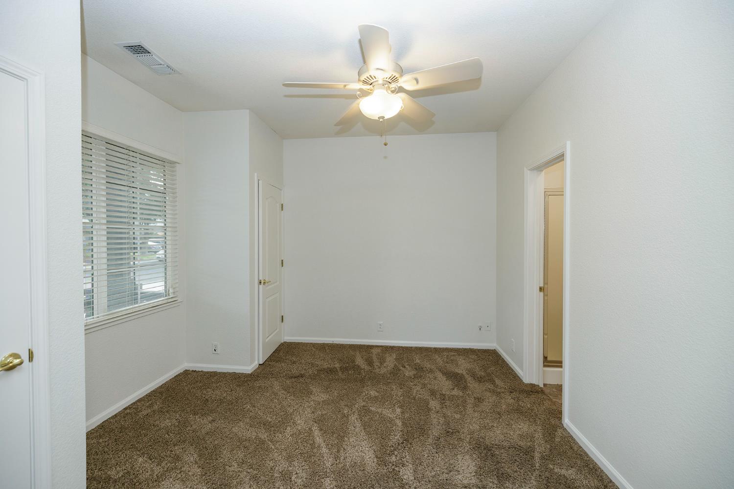2217 Lionudakis Ct, Modesto, CA 95355