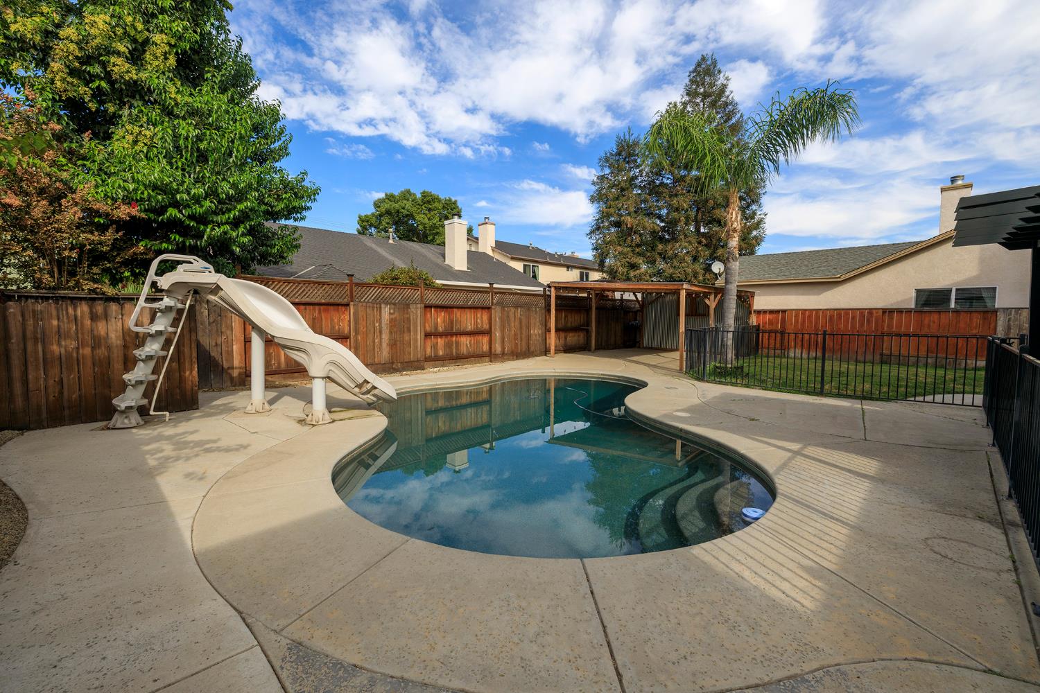 2217 Lionudakis Ct, Modesto, CA 95355