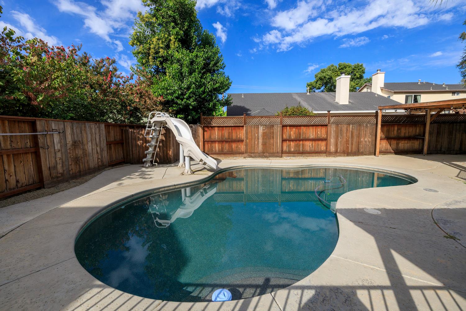 2217 Lionudakis Ct, Modesto, CA 95355