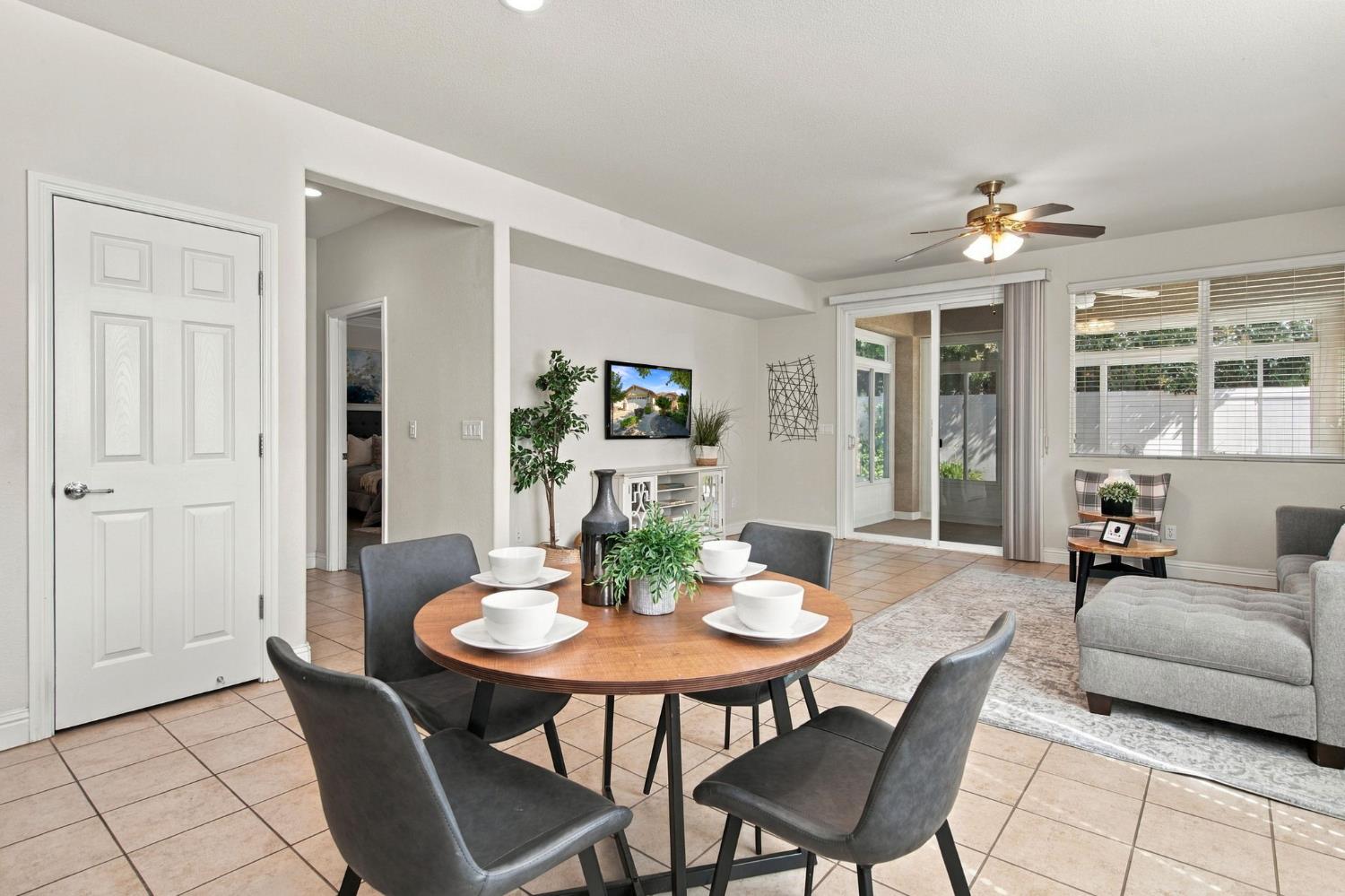 1587 Maple Valley St, Manteca, CA 95336