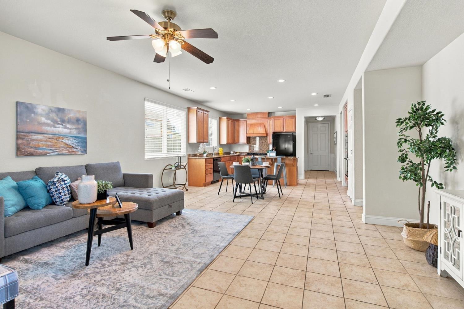 1587 Maple Valley St, Manteca, CA 95336