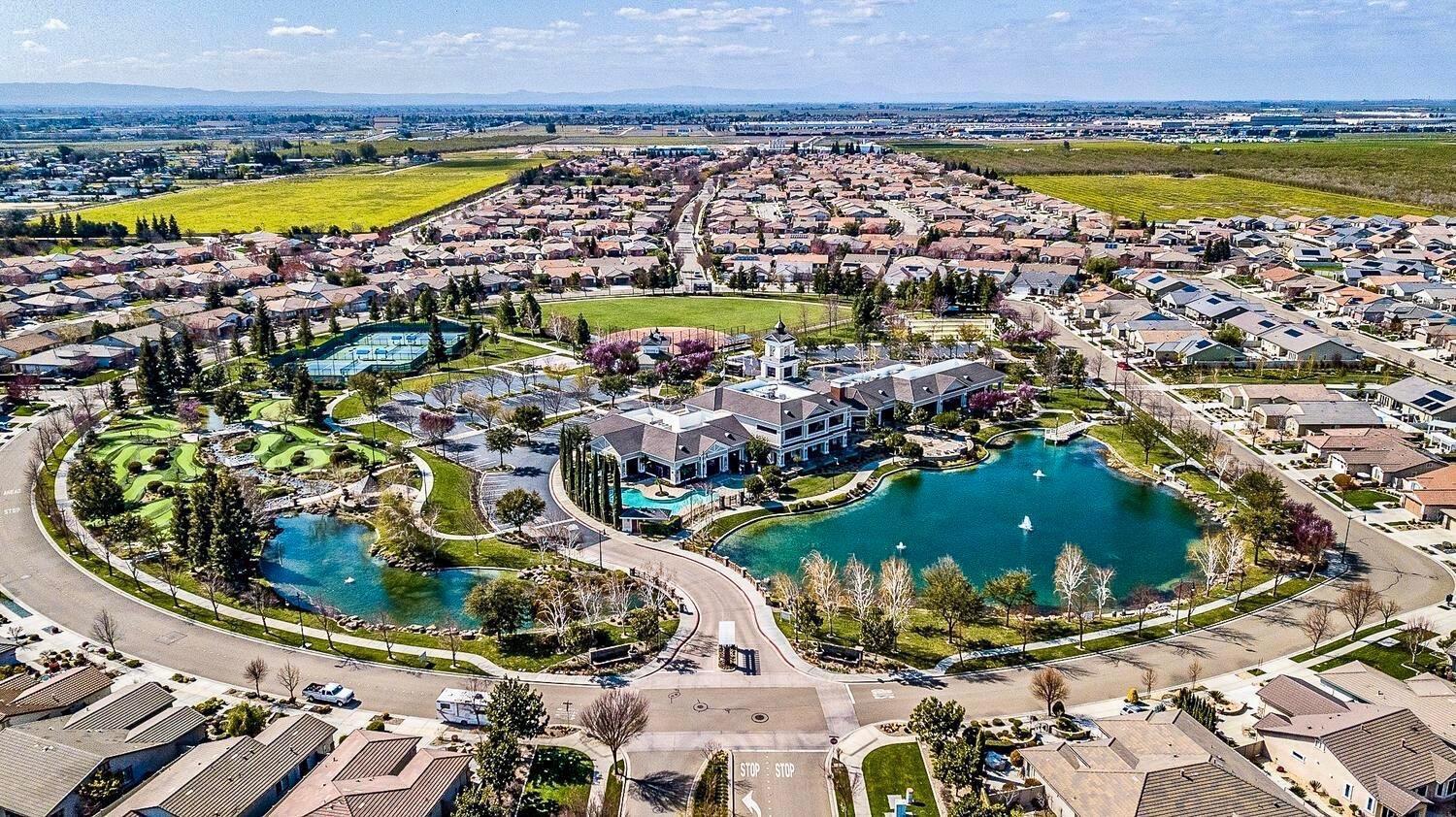 1587 Maple Valley St, Manteca, CA 95336