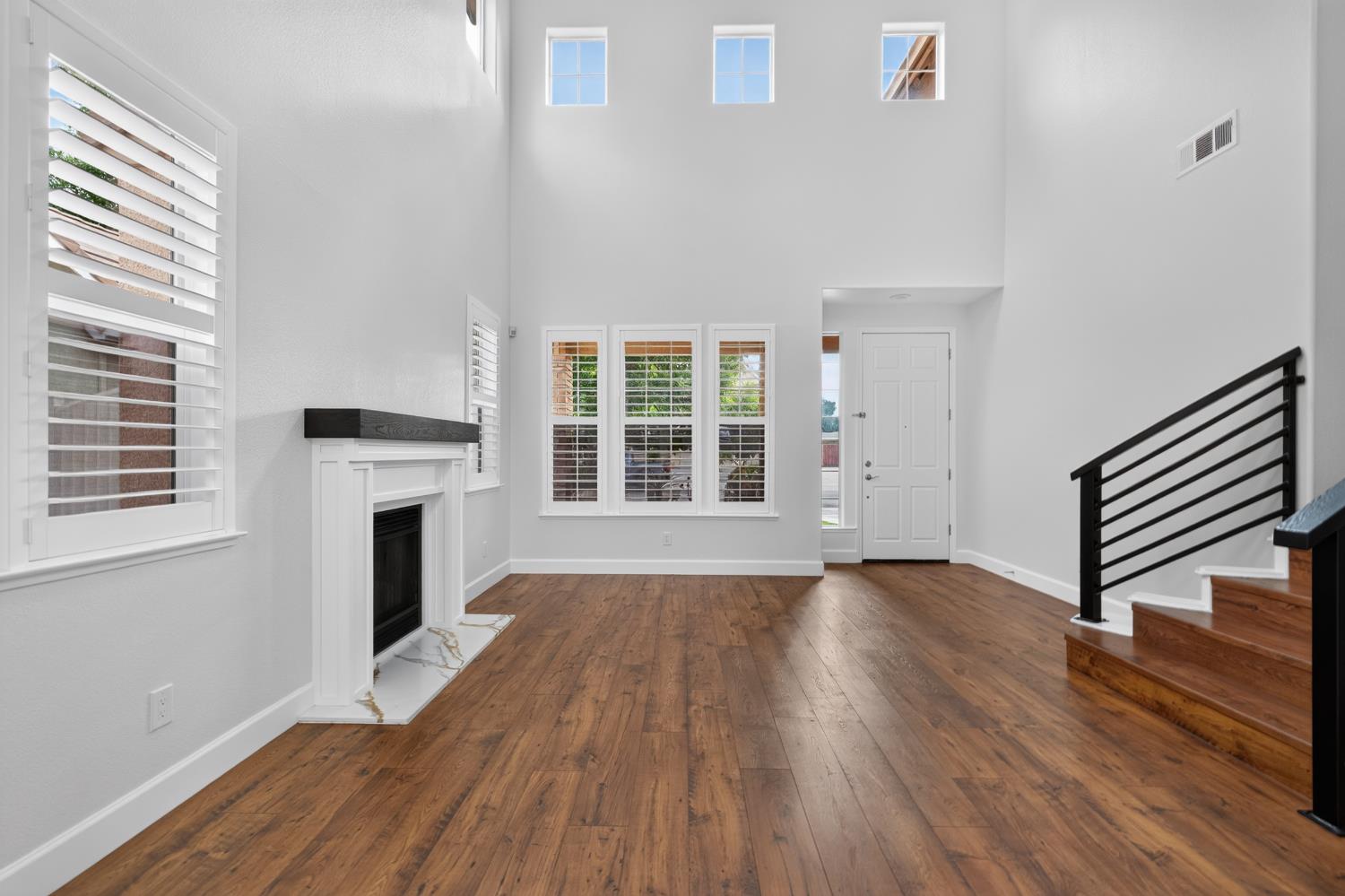 719 Lars Court, Modesto, CA 95351