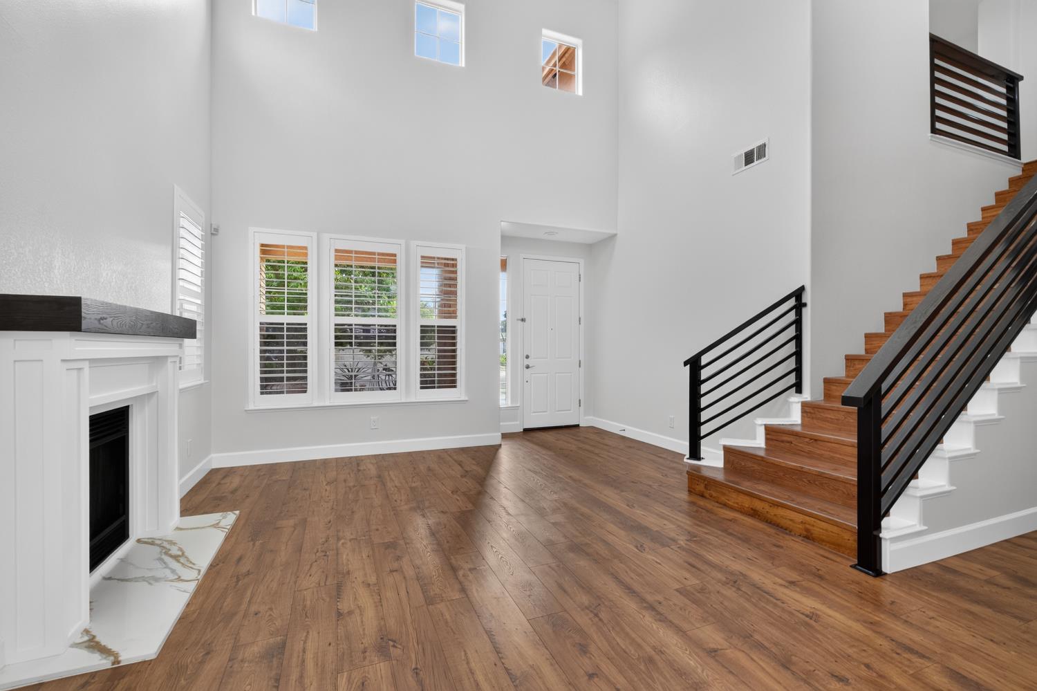 719 Lars Court, Modesto, CA 95351