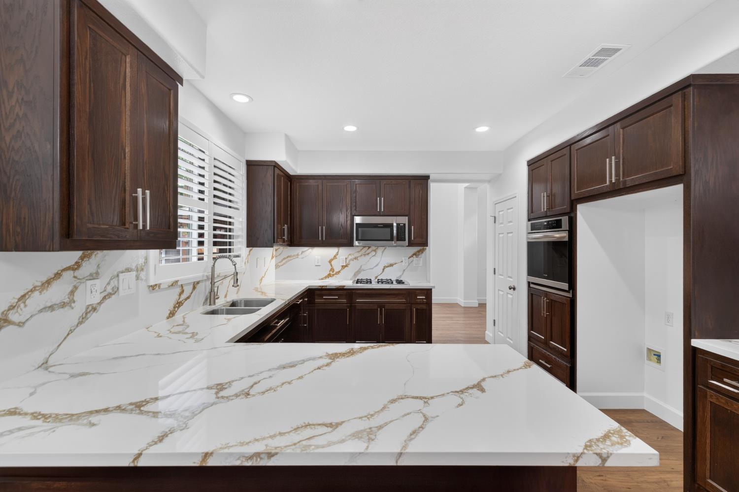 719 Lars Court, Modesto, CA 95351