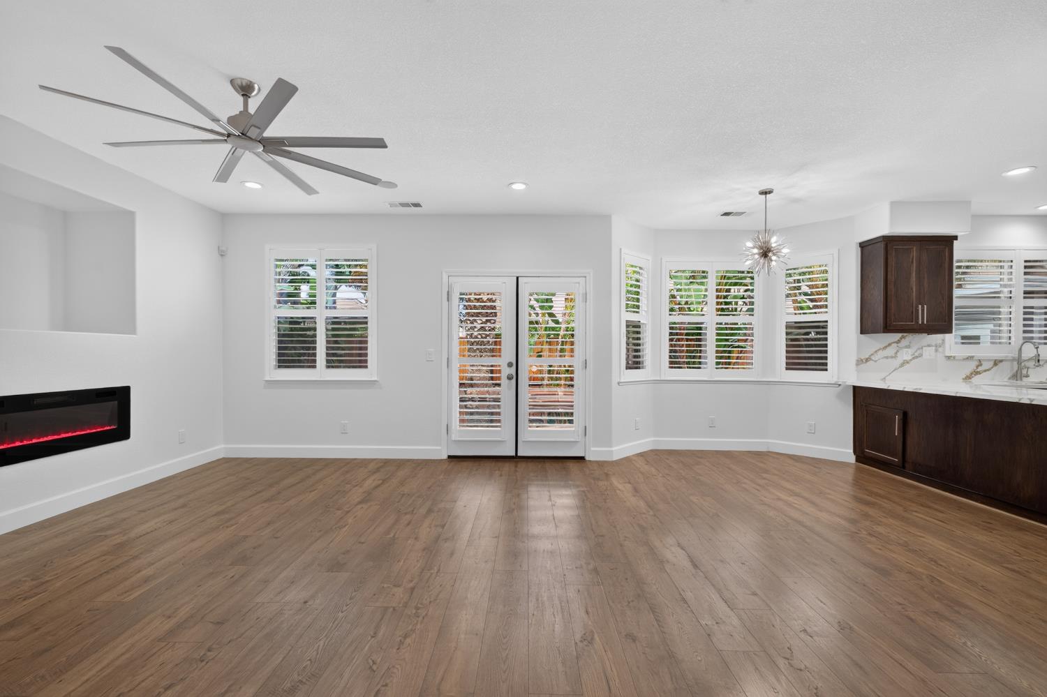 719 Lars Court, Modesto, CA 95351