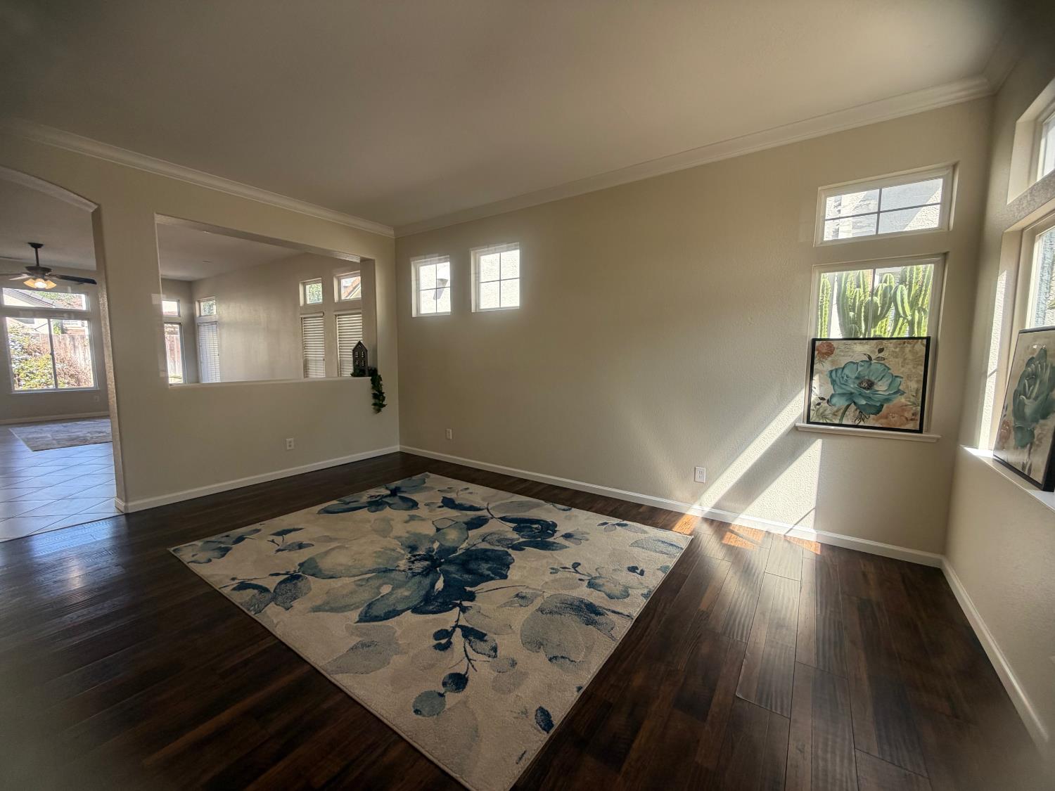 923 Shortland Cir, Manteca, CA 95337