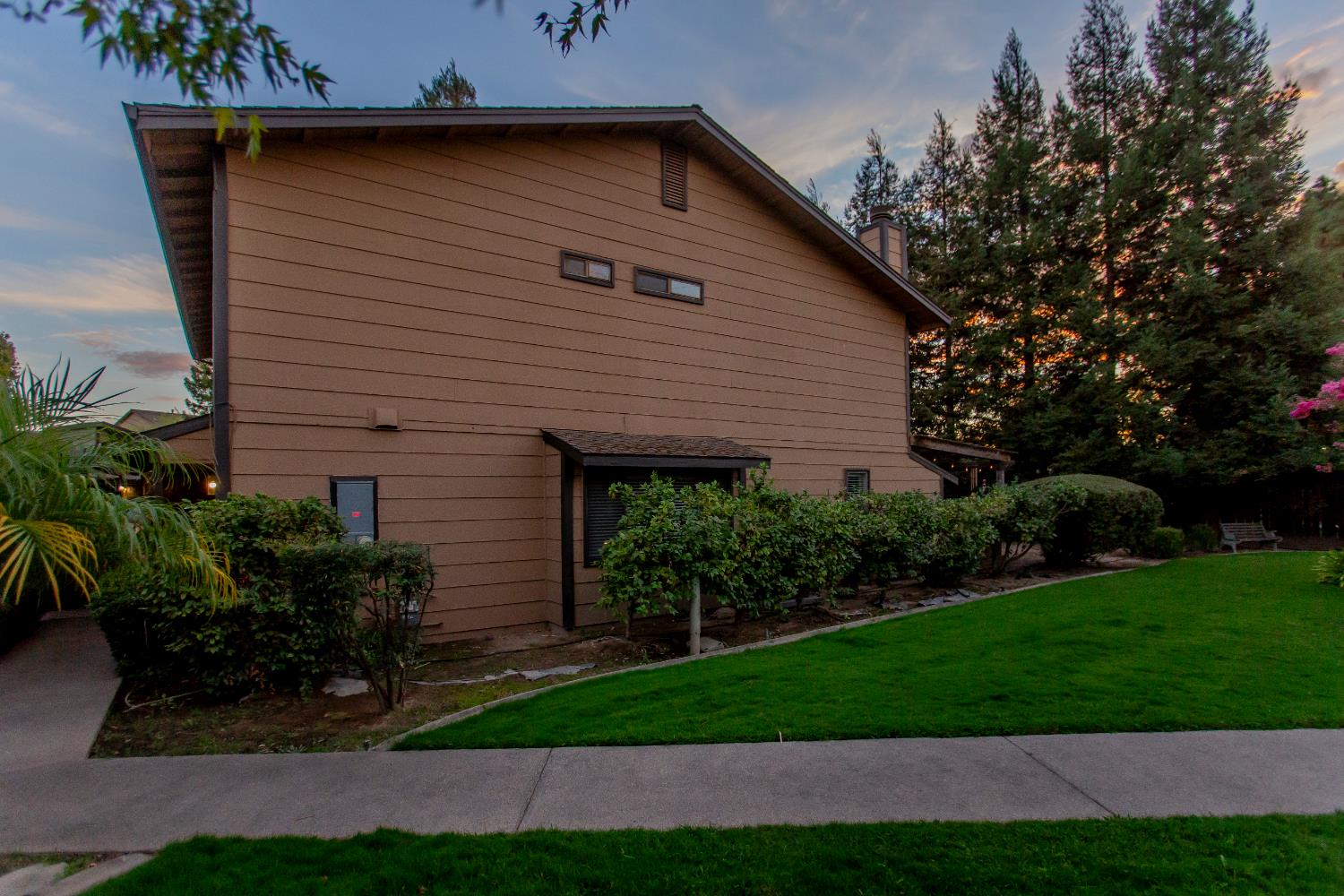 664 Shadowview Ct, Turlock, CA 95382