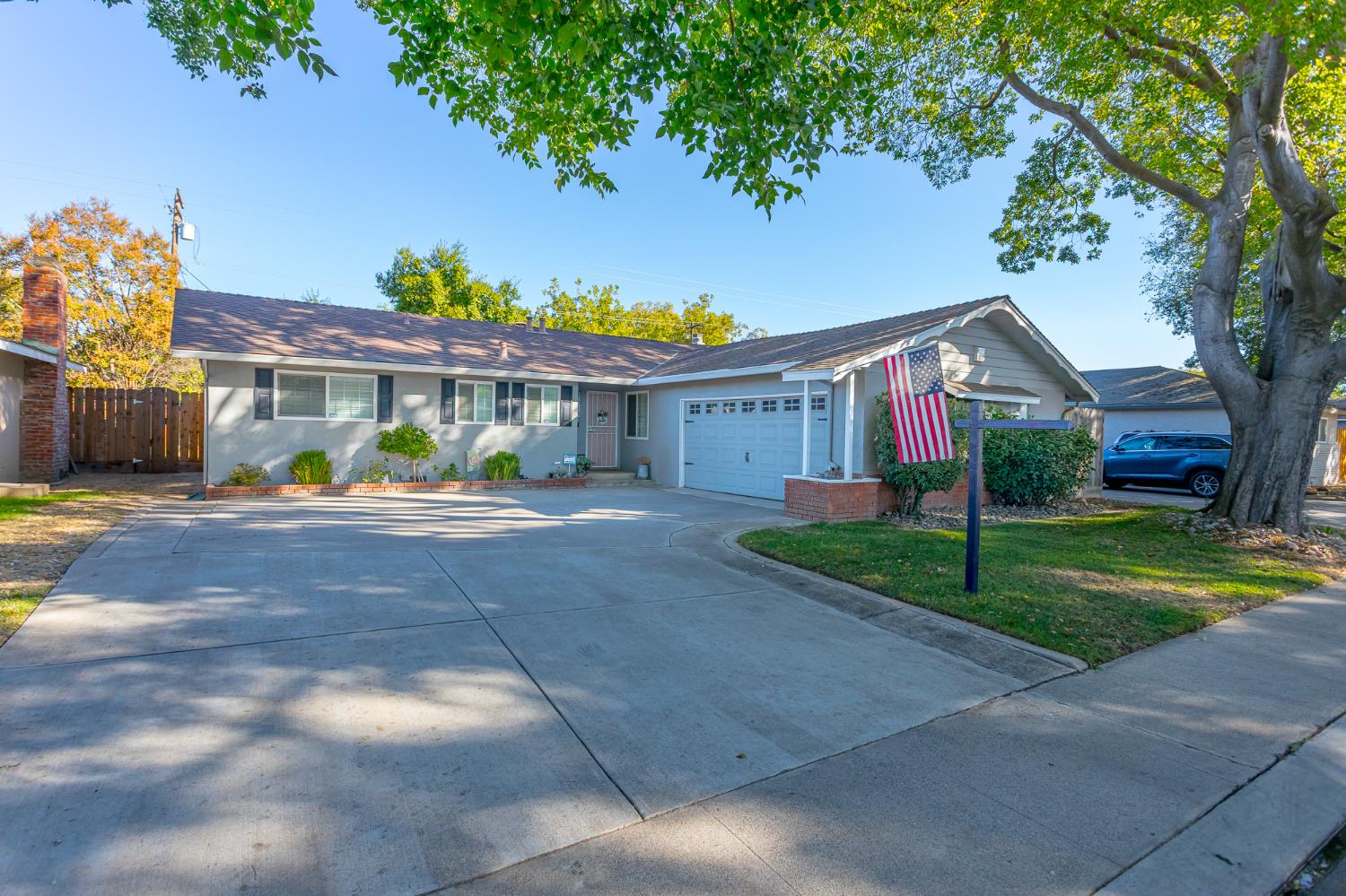 1613 Cherrywood Dr, Modesto, CA 95350