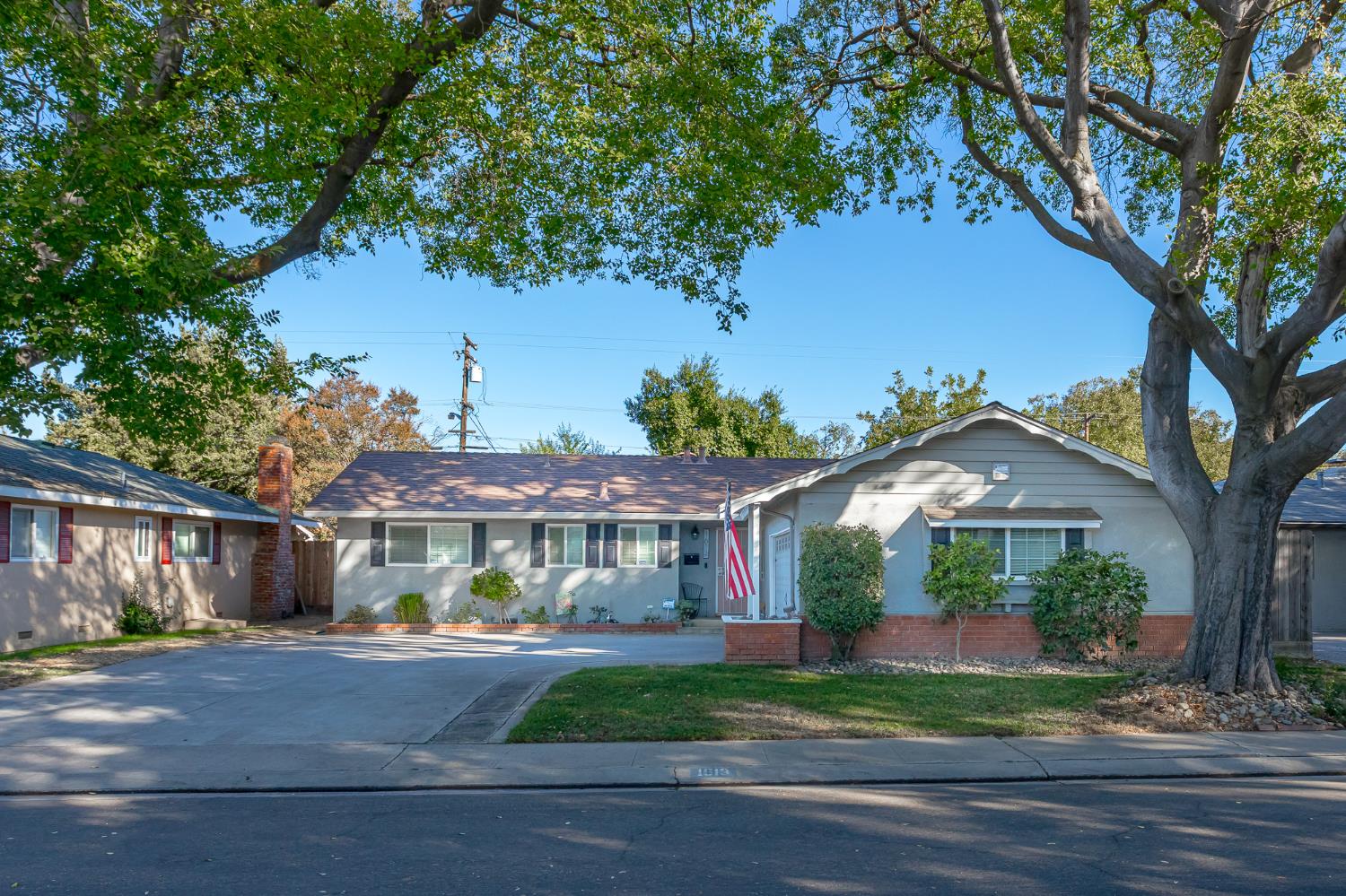 1613 Cherrywood Dr, Modesto, CA 95350