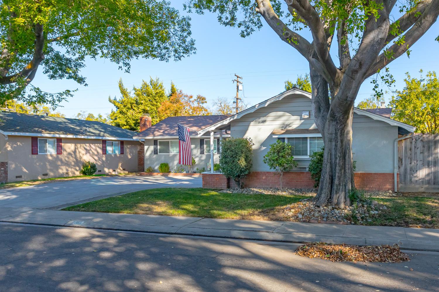 1613 Cherrywood Dr, Modesto, CA 95350