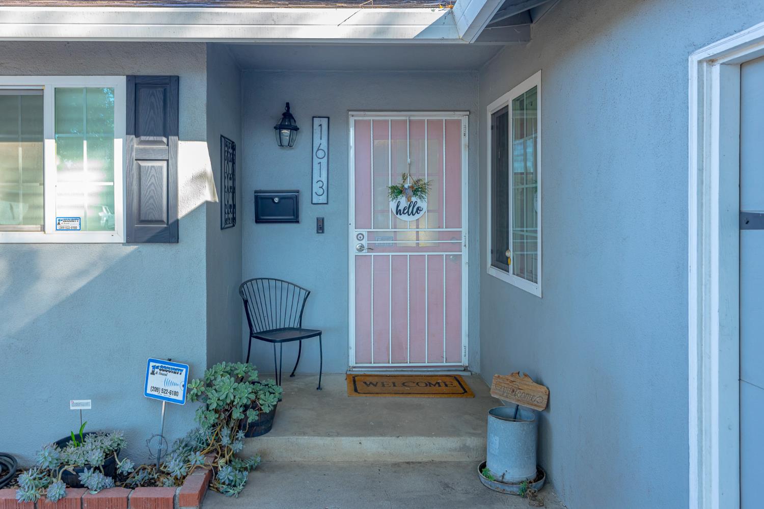 1613 Cherrywood Dr, Modesto, CA 95350