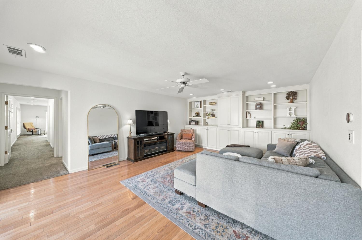 958 WELLESLEY Ave, Modesto, CA 95350