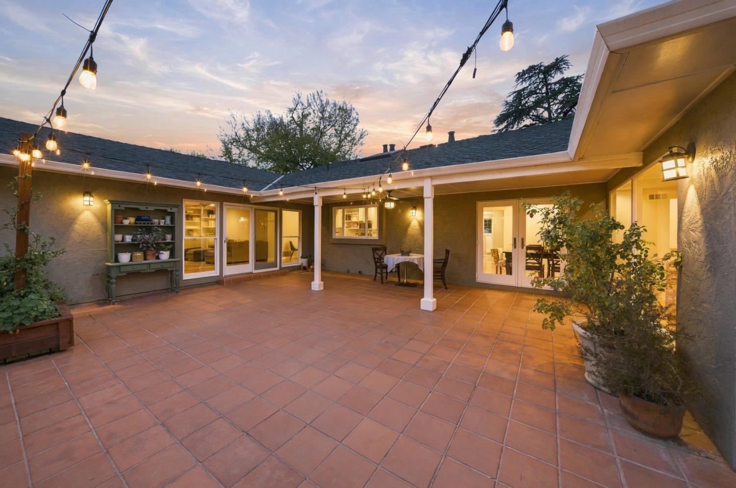958 WELLESLEY Ave, Modesto, CA 95350