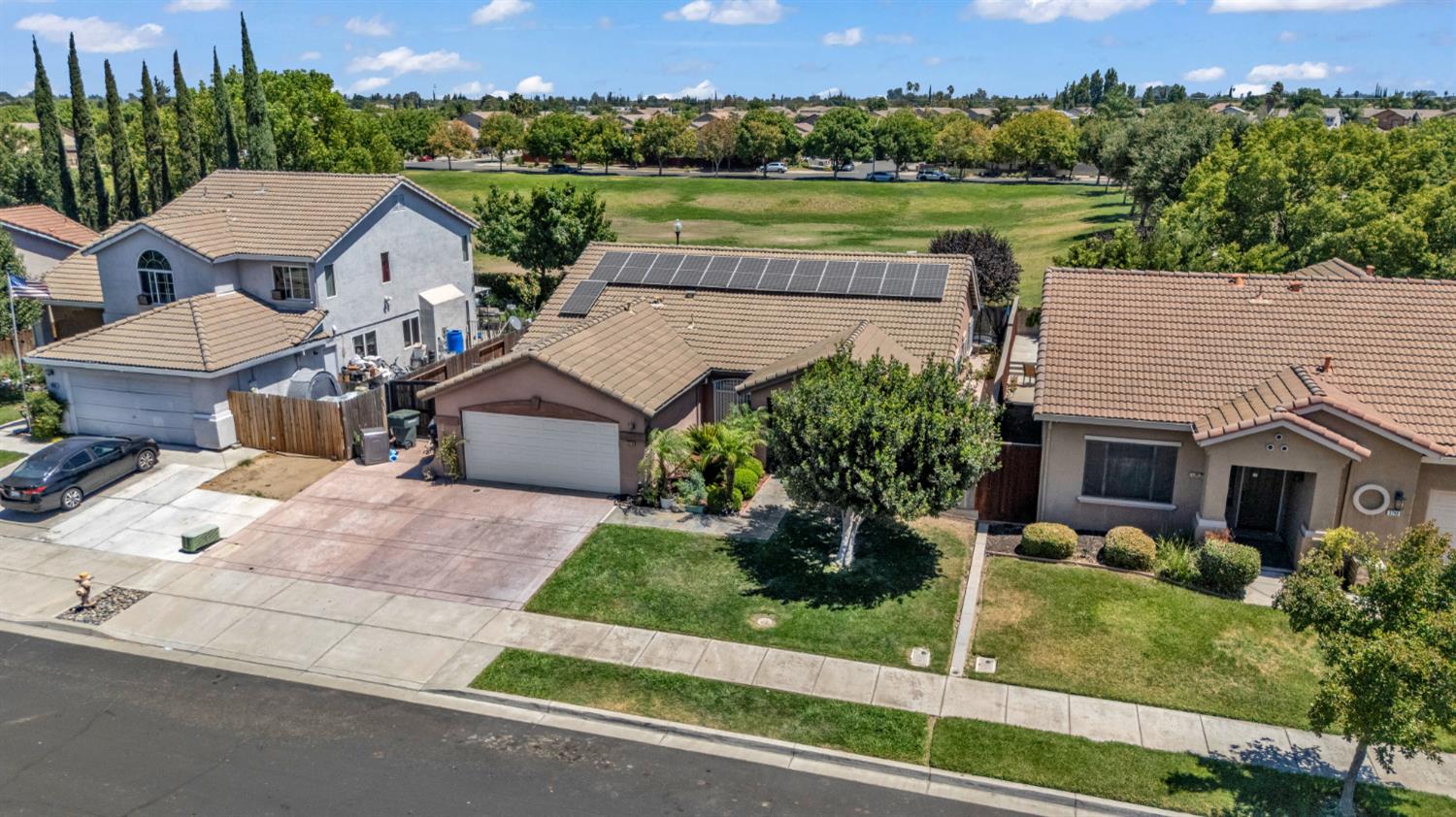 3770 Buenaventura Dr, Ceres, CA 95307