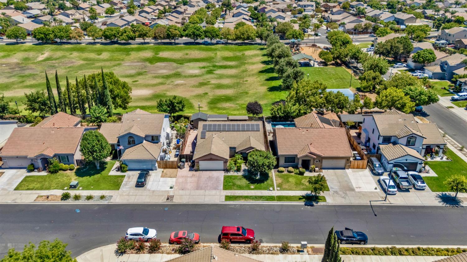 3770 Buenaventura Dr, Ceres, CA 95307