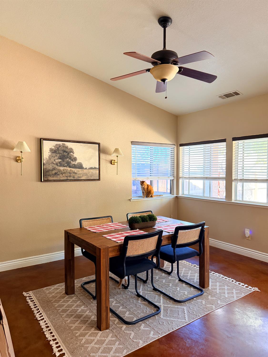 1390 Ranch House, Oakdale, CA 95361
