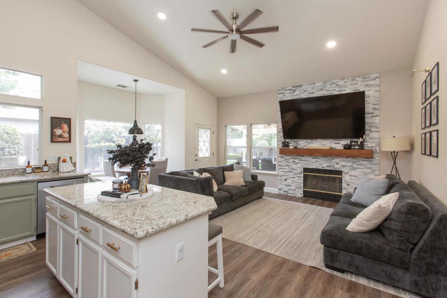 2520 Carmichael, Turlock, CA 95382