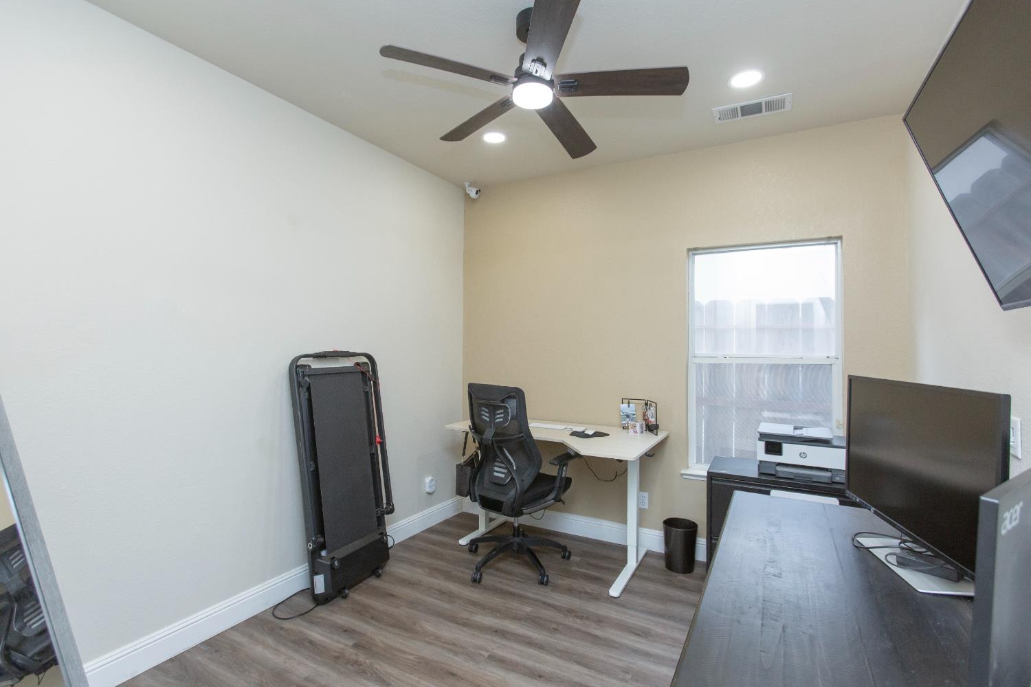 2520 Carmichael, Turlock, CA 95382