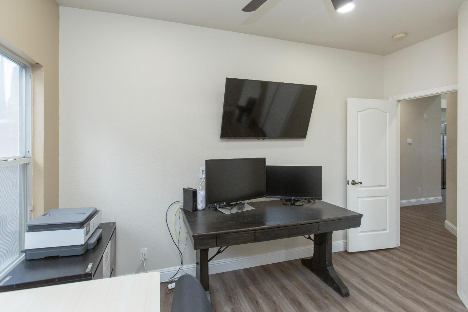 2520 Carmichael, Turlock, CA 95382