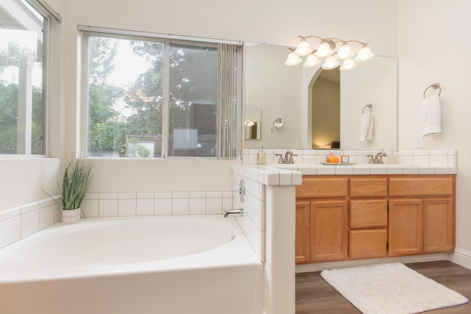 2520 Carmichael, Turlock, CA 95382