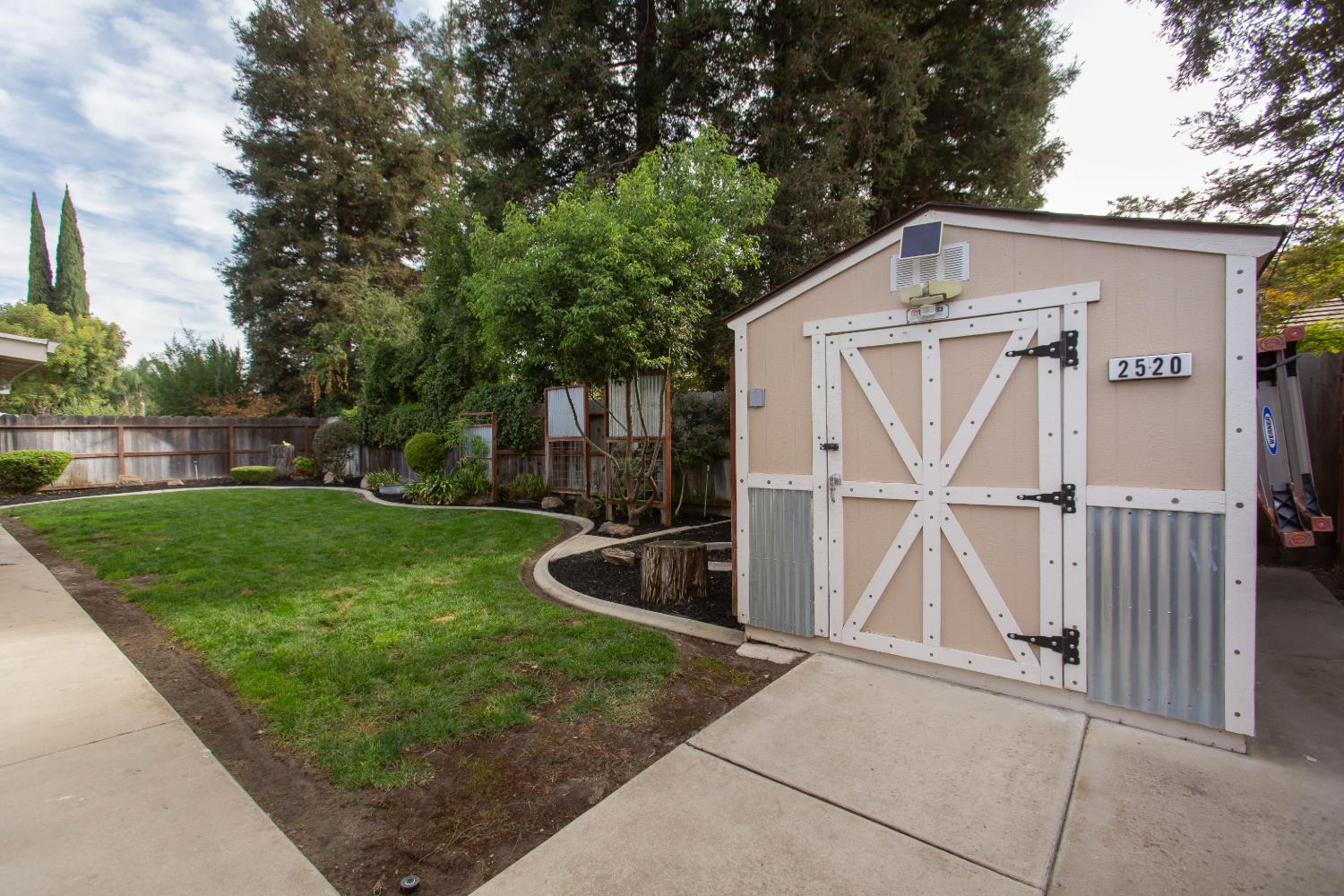 2520 Carmichael, Turlock, CA 95382