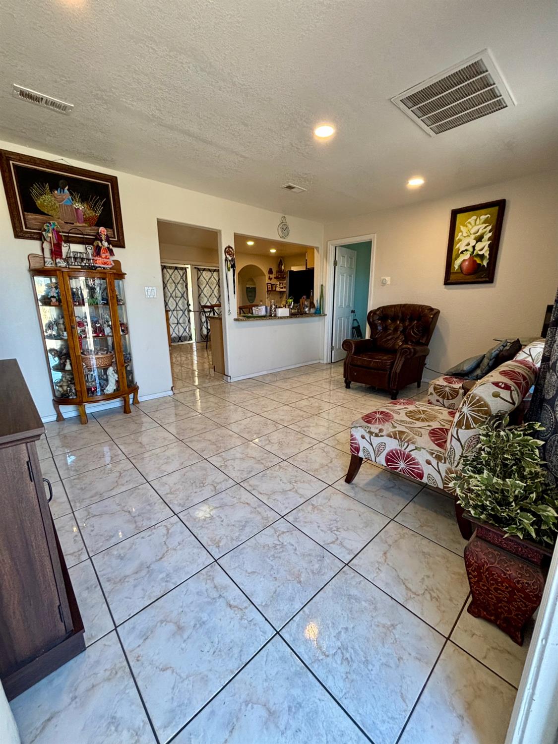 1903 Belcher Ave, Merced, CA 95348