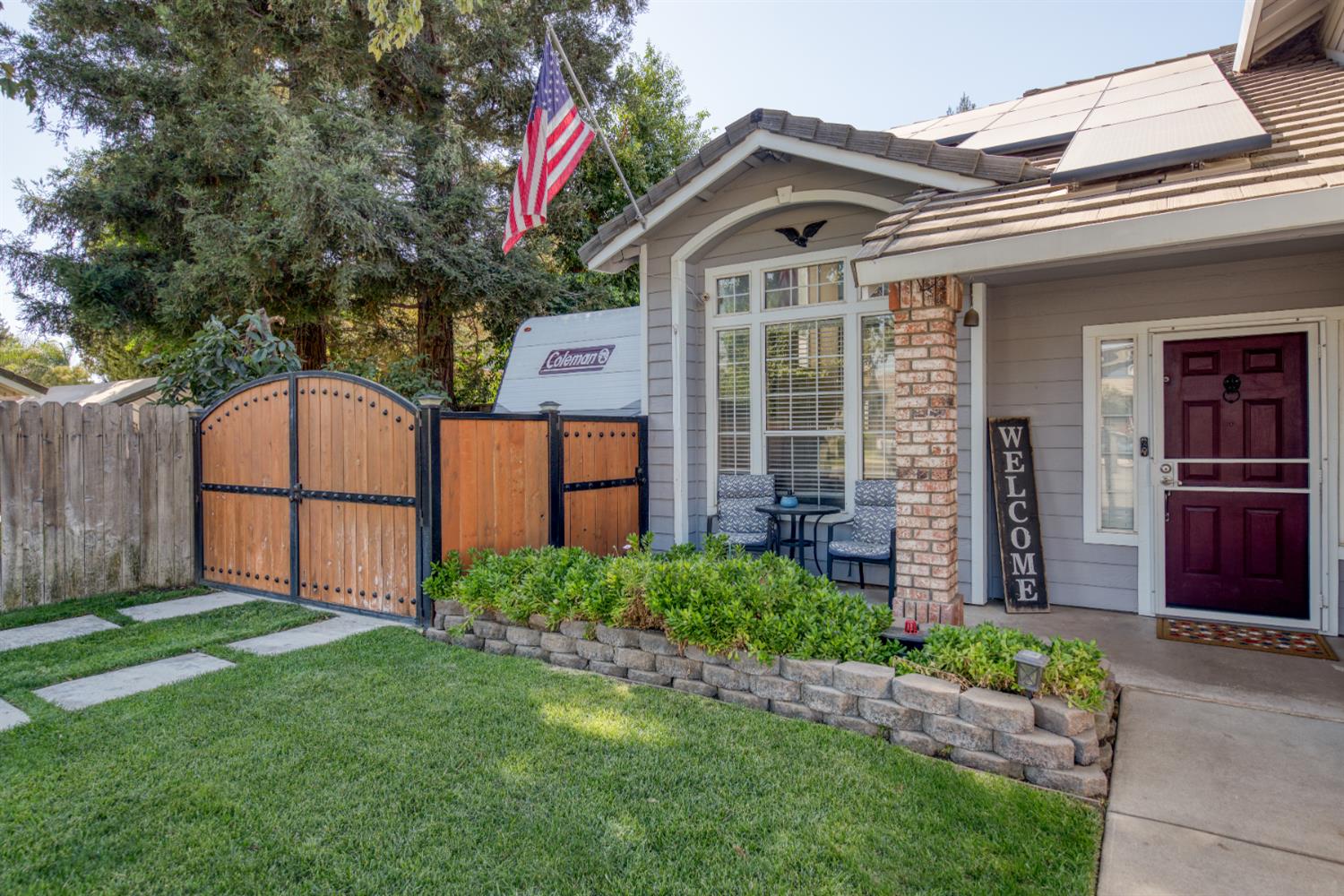 6025 Willow Creek Ct, Riverbank, CA 95367