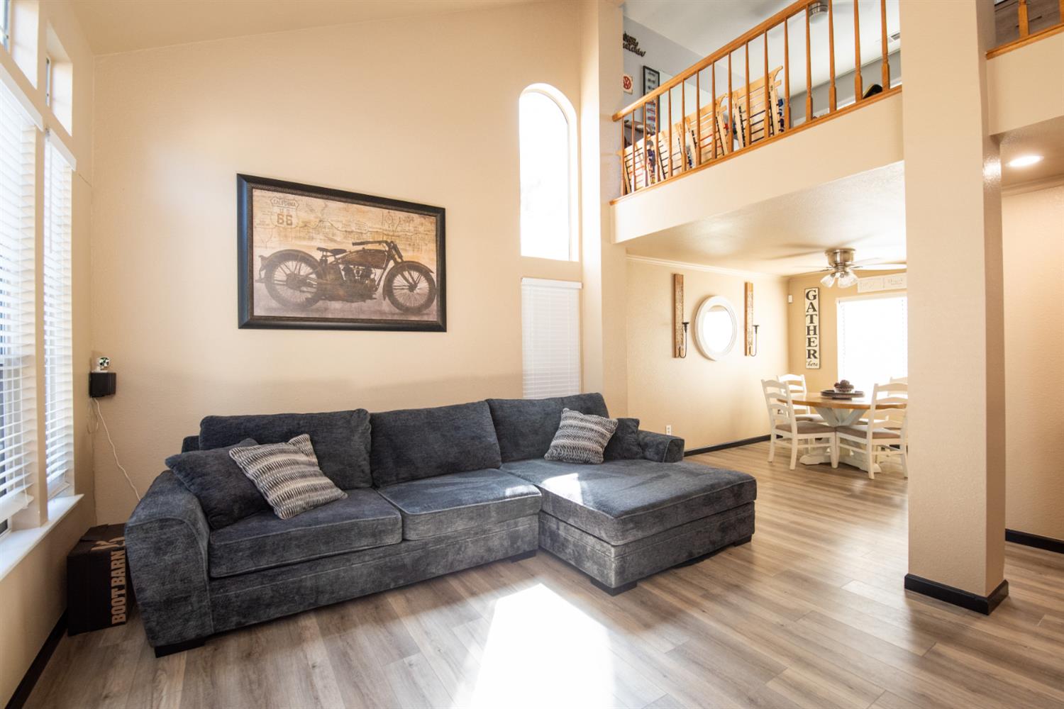 6025 Willow Creek Ct, Riverbank, CA 95367