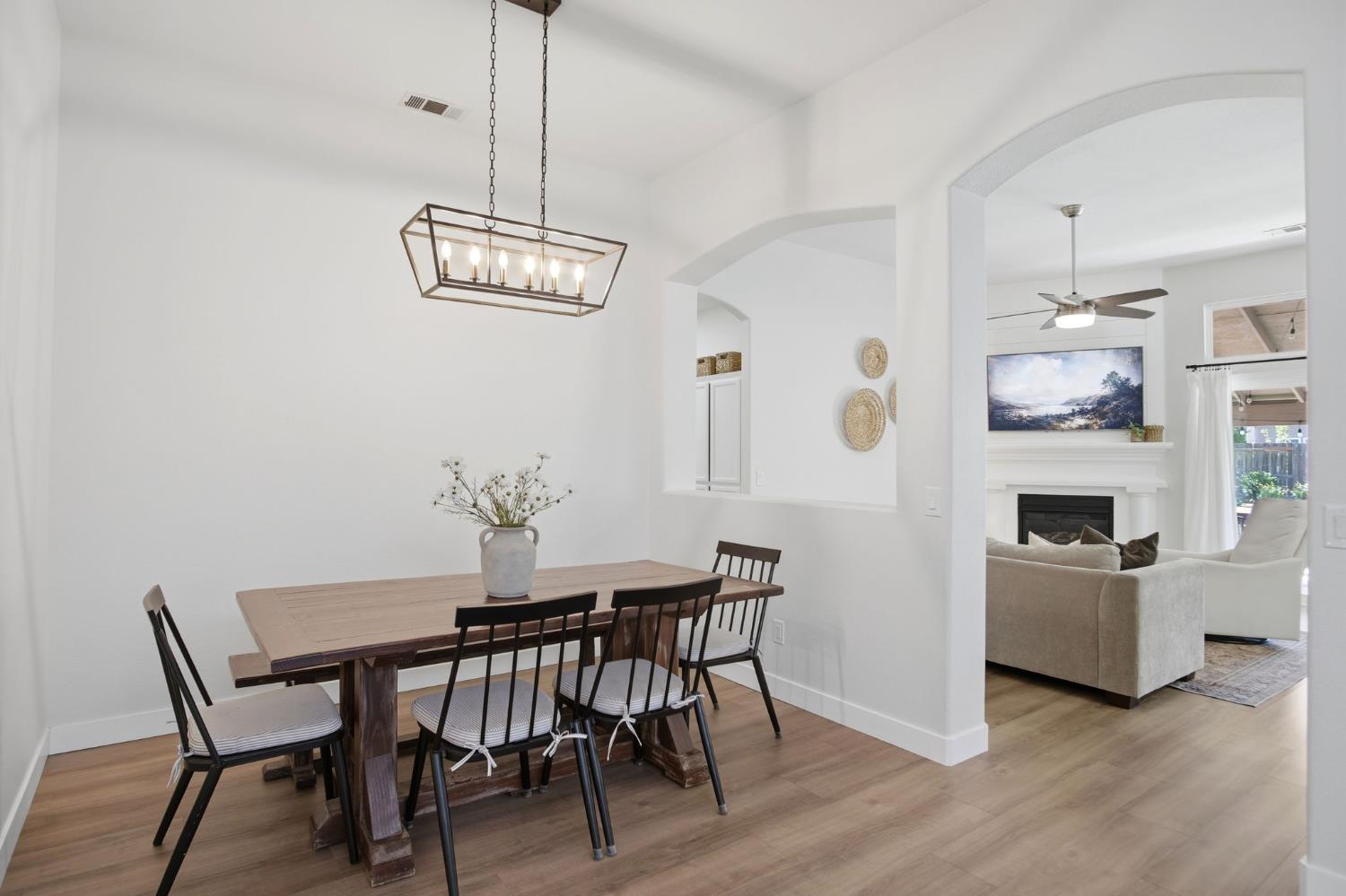 2186 Typhoon Ct, Turlock, CA 95380