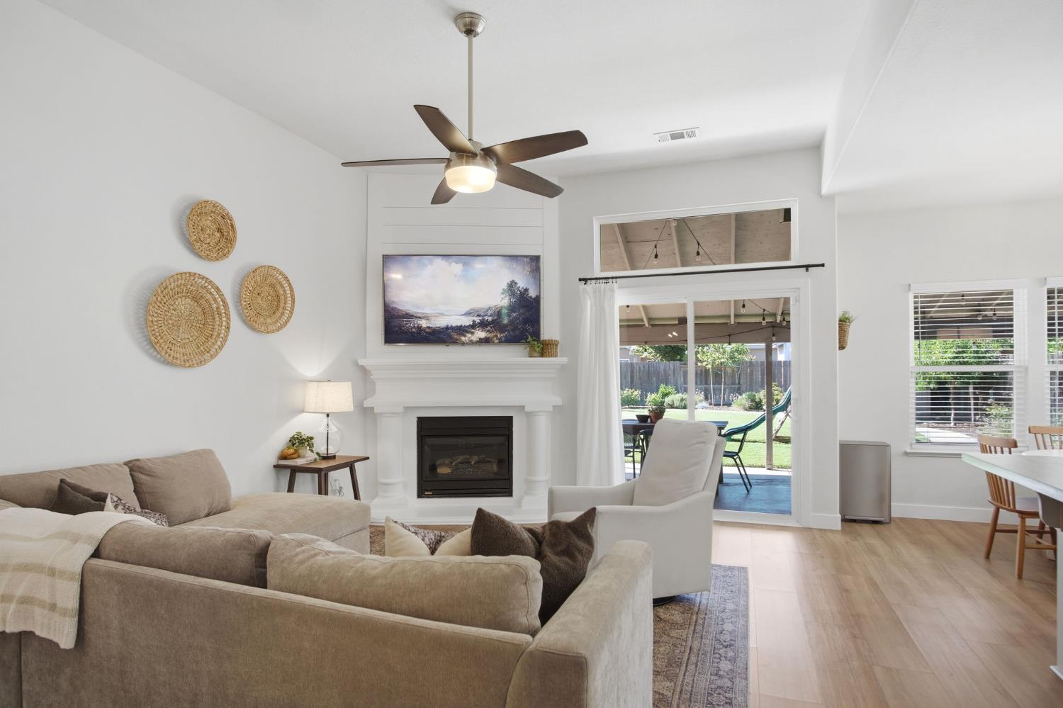2186 Typhoon Ct, Turlock, CA 95380