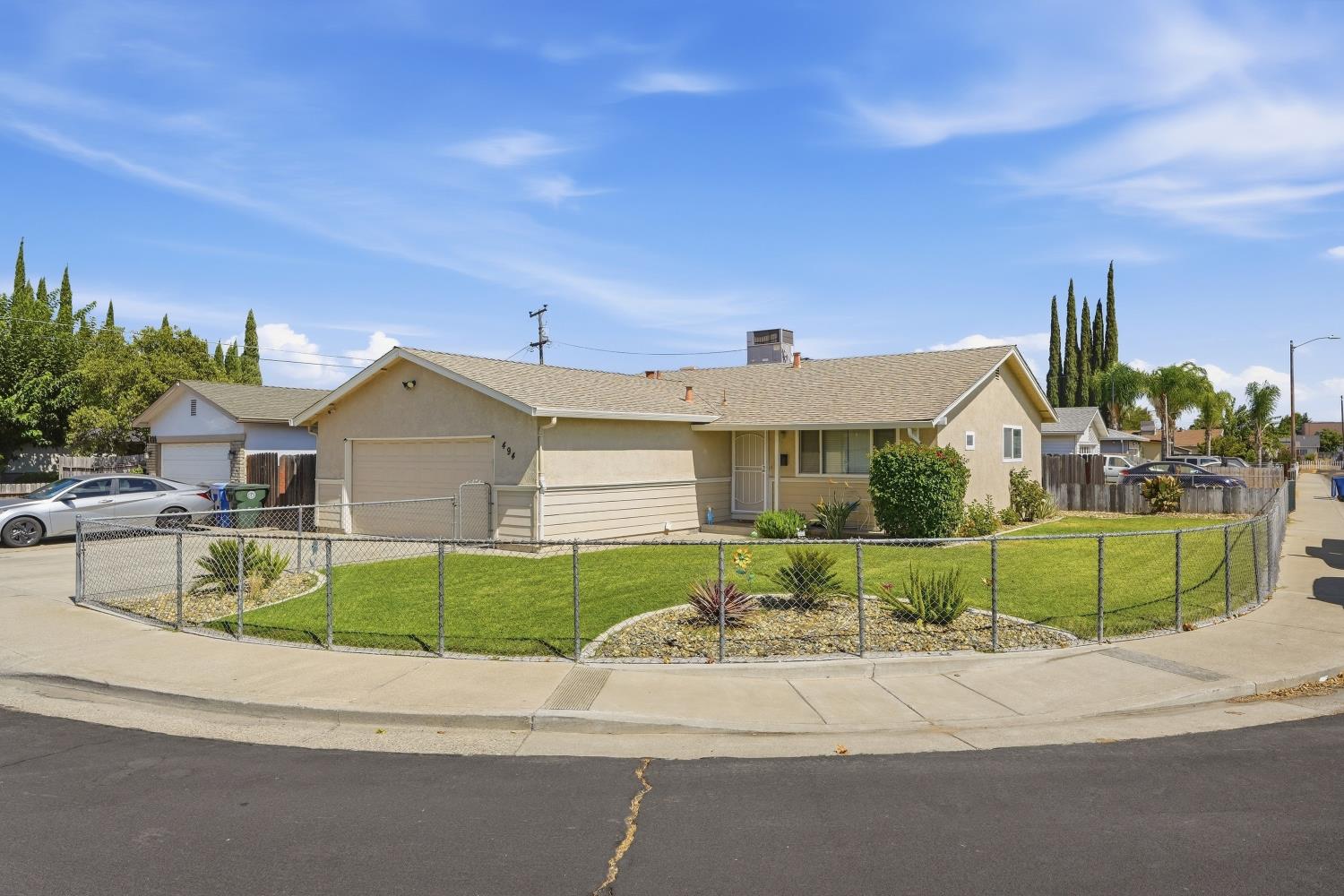 494 Ore St, Manteca, CA 95336