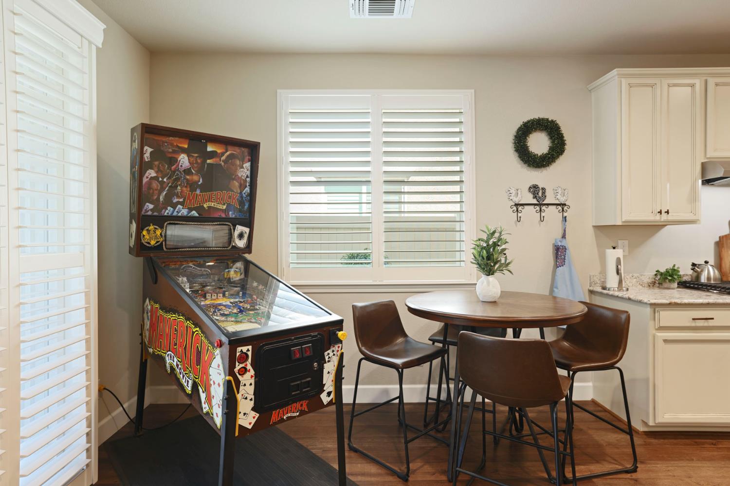 2651 Glen Echo Ln, Manteca, CA 95336