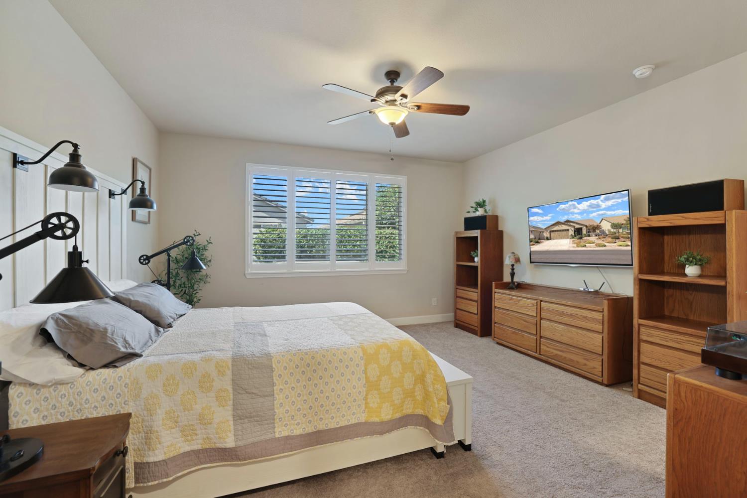 2651 Glen Echo Ln, Manteca, CA 95336
