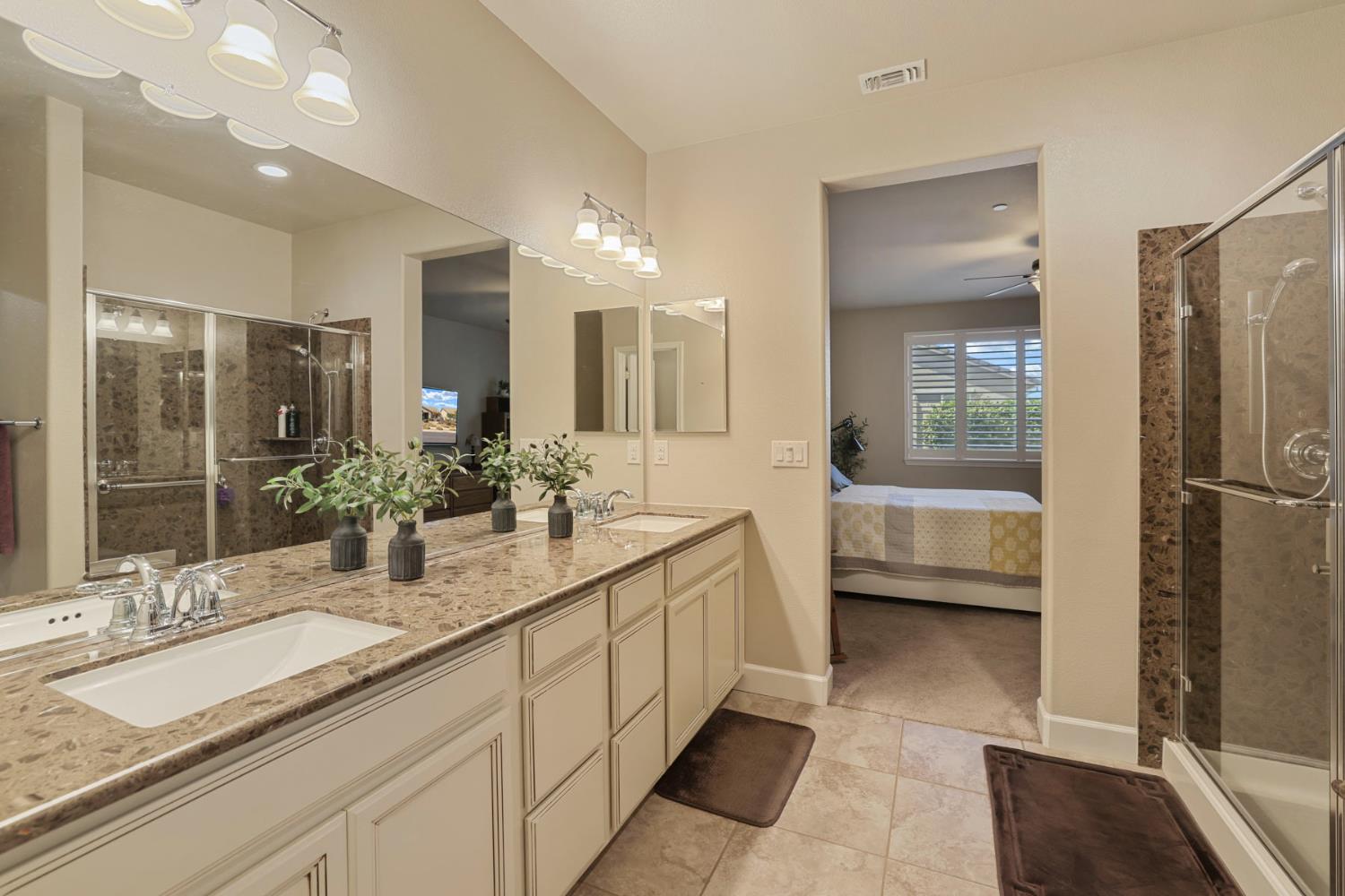2651 Glen Echo Ln, Manteca, CA 95336