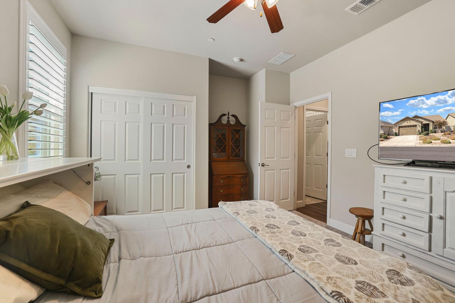 2651 Glen Echo Ln, Manteca, CA 95336
