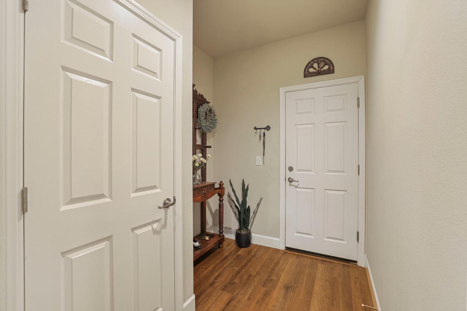 2651 Glen Echo Ln, Manteca, CA 95336