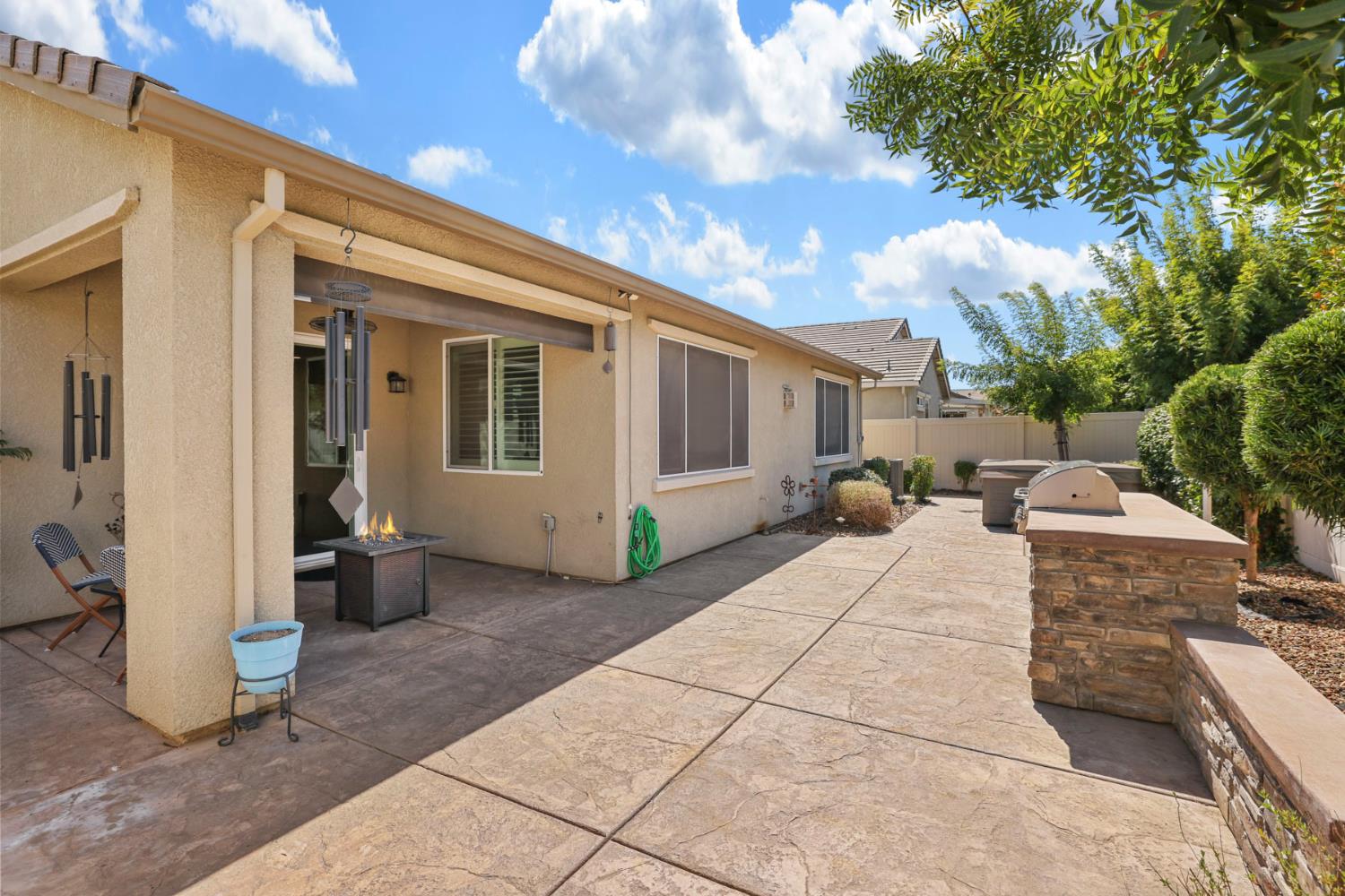 2651 Glen Echo Ln, Manteca, CA 95336