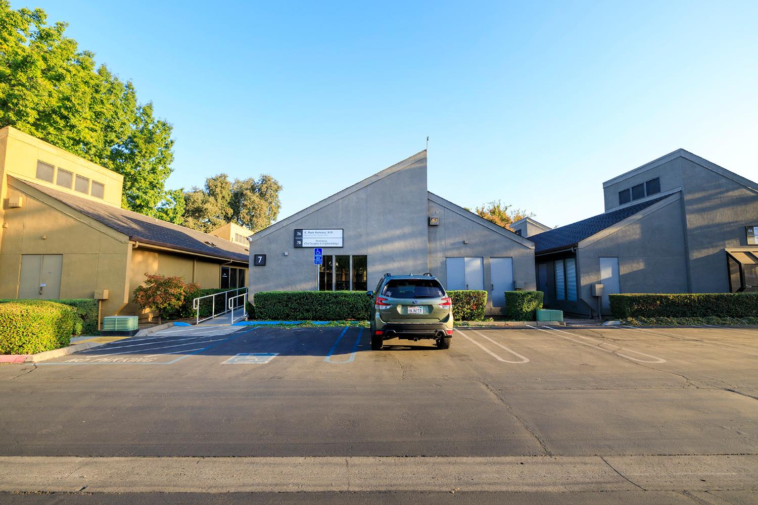 1130 Coffee Rd #7, Modesto, CA 95355