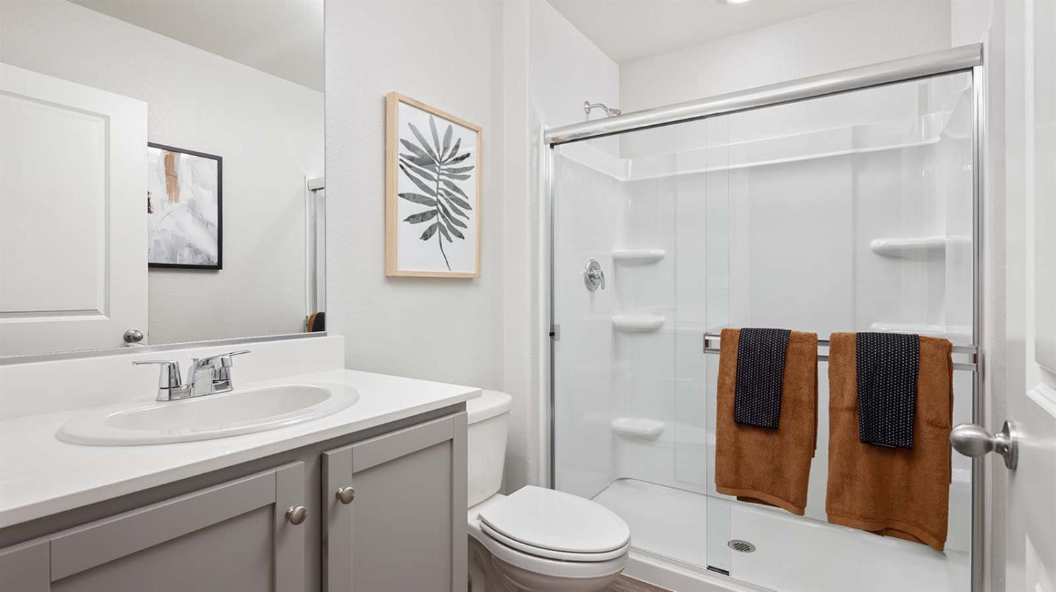 619 Moonlit Ct, Waterford, CA 95386