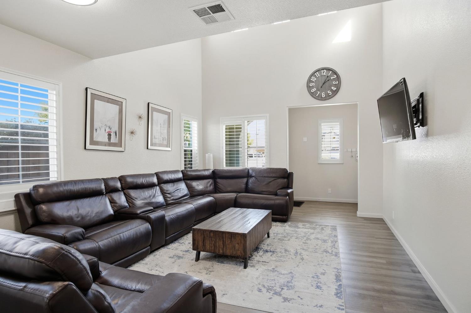 4185 Pathway Ln, Turlock, CA 95382