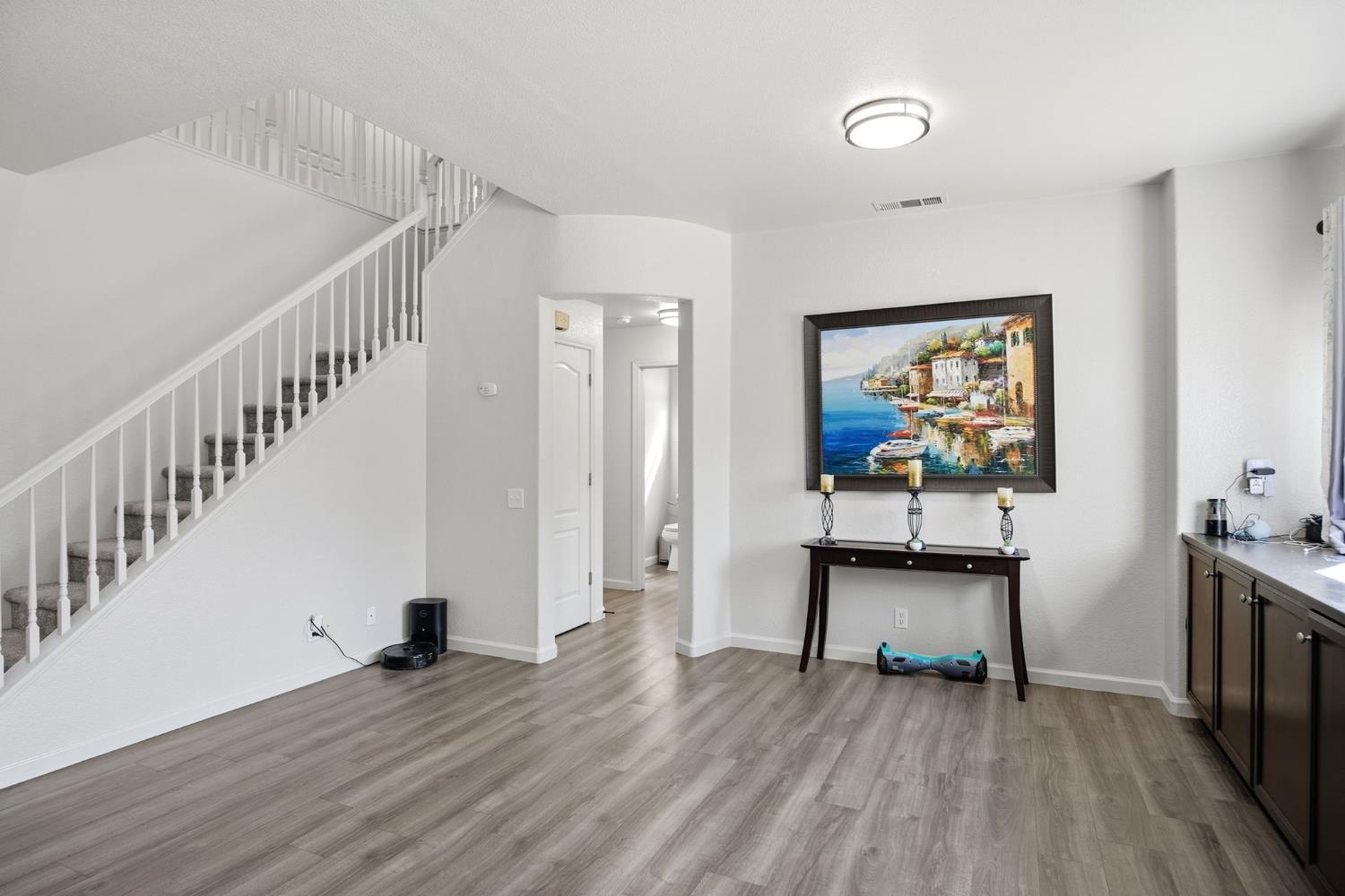 4185 Pathway Ln, Turlock, CA 95382